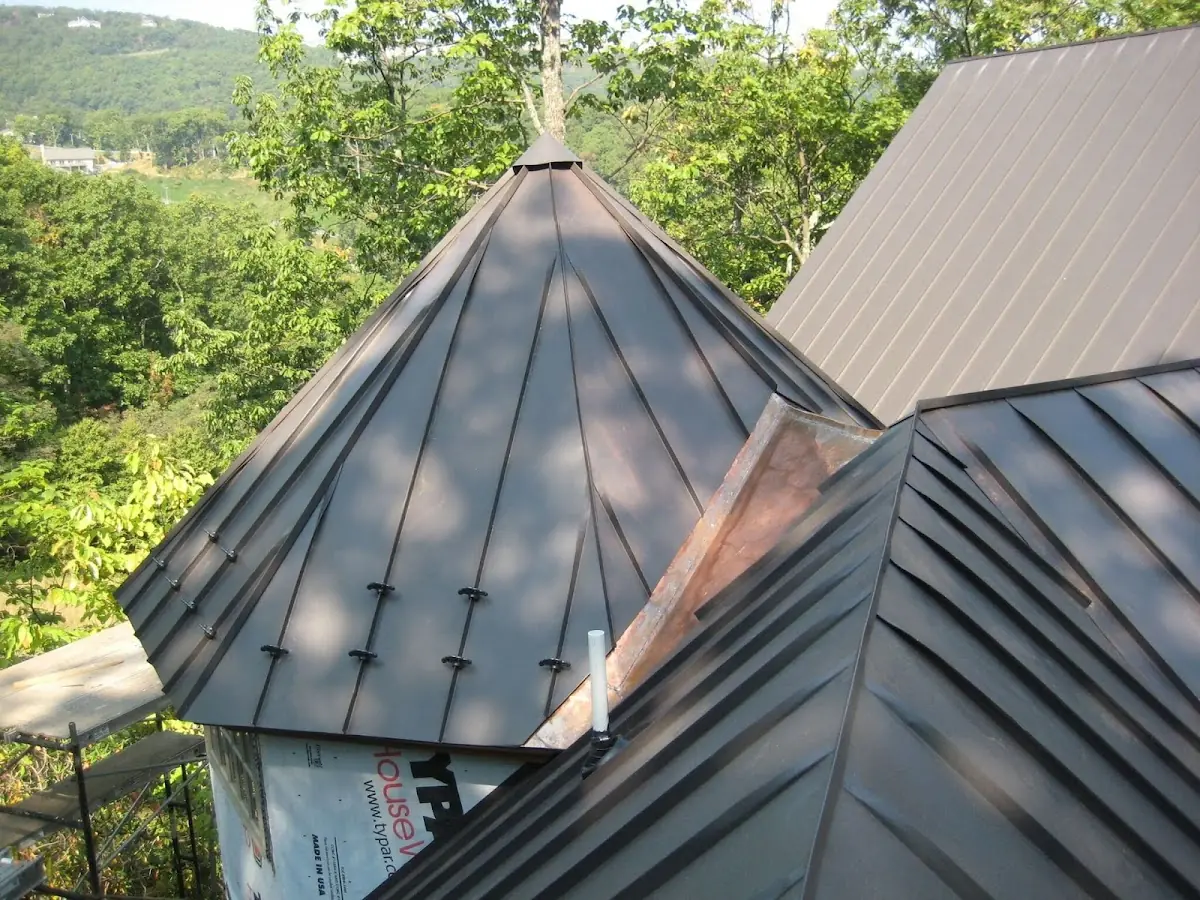 Professional Gutter Cleaning by Craftsman Roofing in Perris